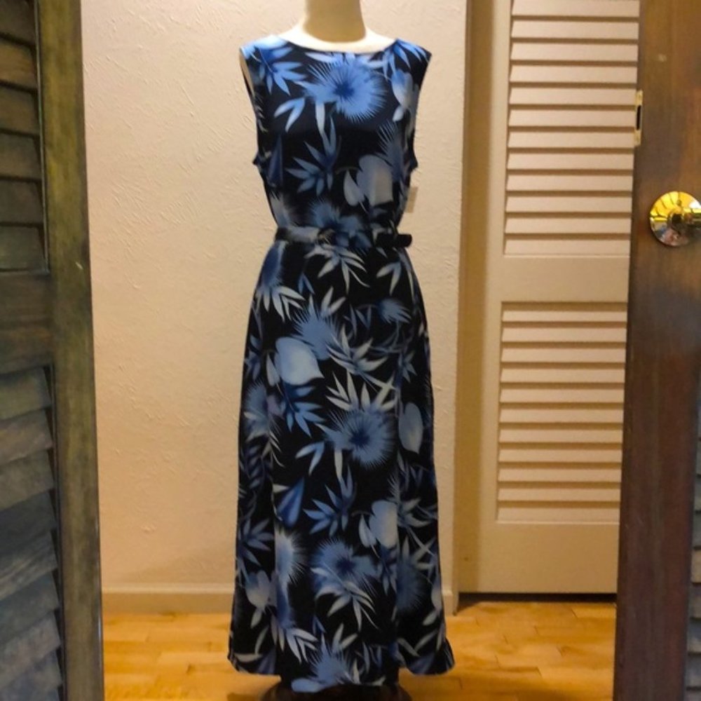 Navy and Light Blue Floral Sleeveless Dress